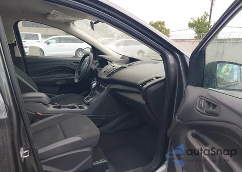 2015 Ford Escape S z USA, uszkodzony, nr VIN 1FMCU0F72FUC80538